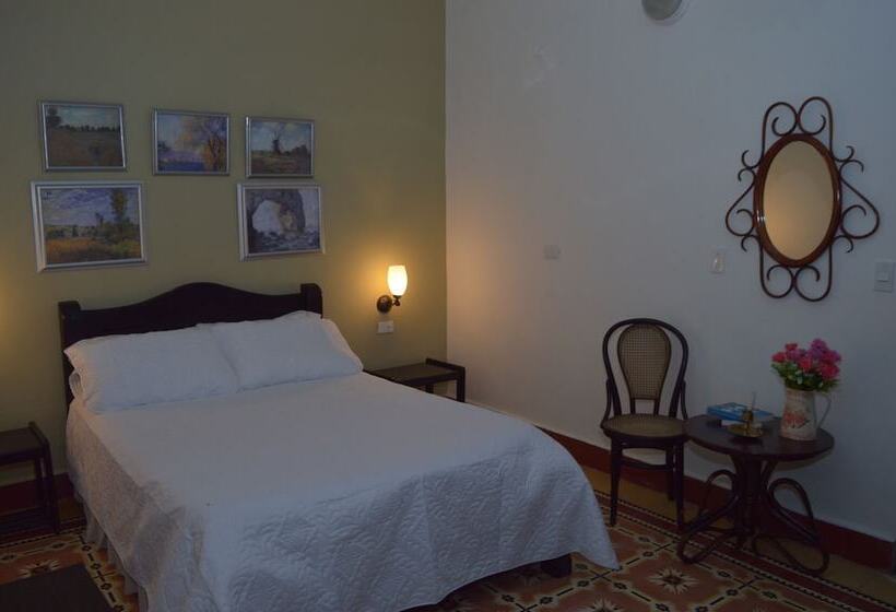 בית מלון כפרי Boutique Ana Lorenza