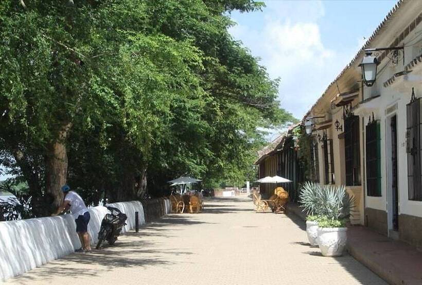 בית מלון כפרי Boutique Ana Lorenza