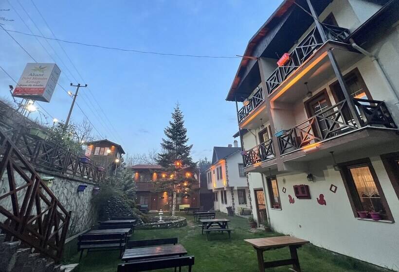 호텔 Abant Dort Mevsi̇m Konaği Hostel