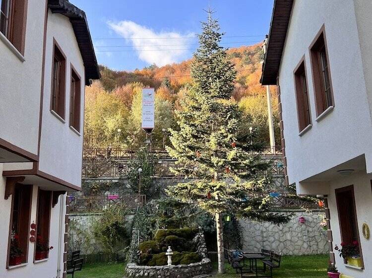 호텔 Abant Dort Mevsi̇m Konaği Hostel