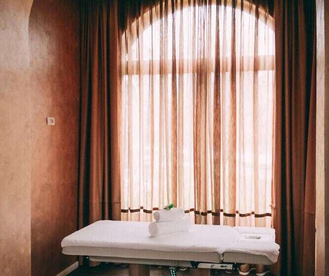 فندق Austria & Bosna