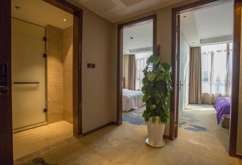 فندق Yantai Dexin International