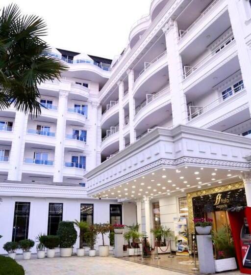 Fafa Premium Hotel & Spa