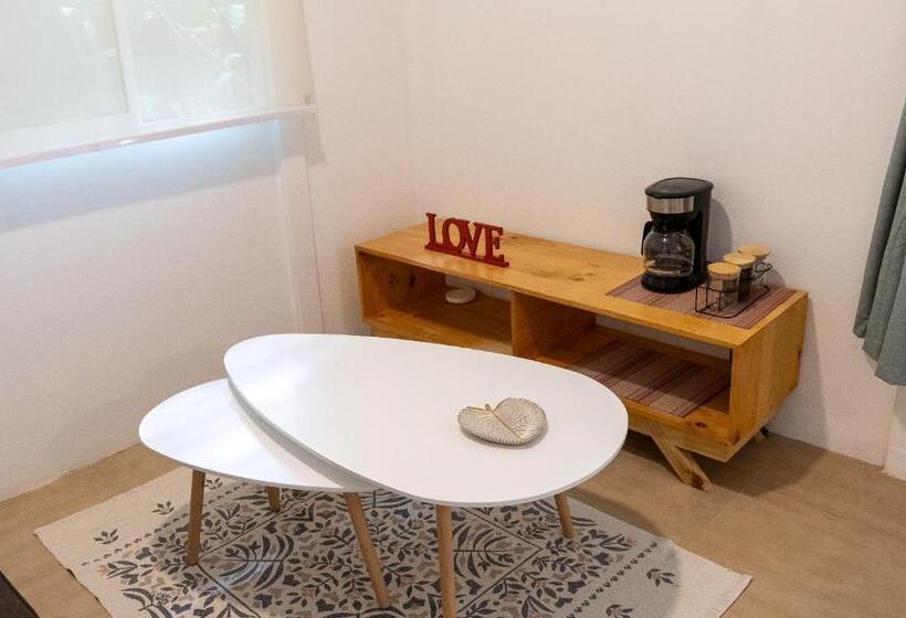 호텔 Jaguar Inn Bungalows