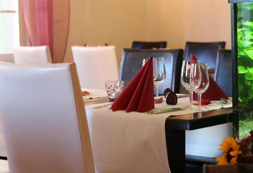 בית מלון כפרי Landhaus Adler