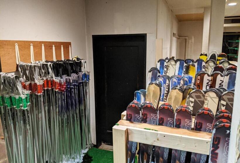 فندق Madam Mirei