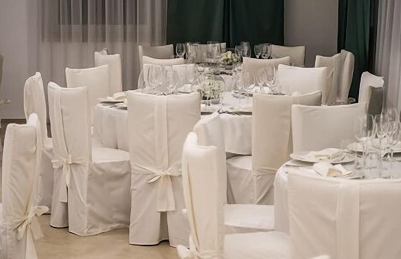 هتل Malucri Resort