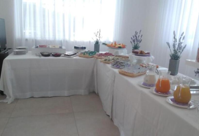 هتل Malucri Resort