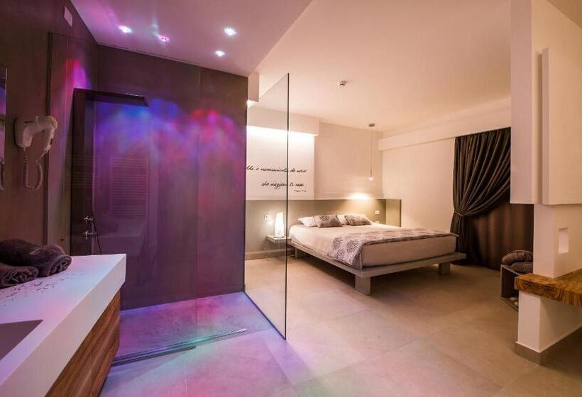 هتل Malucri Resort