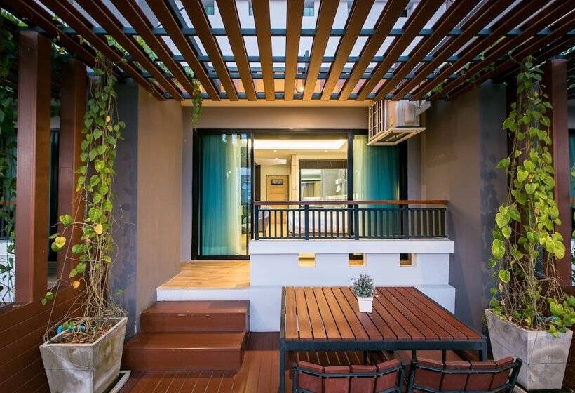 호텔 Nadee 10 Resort &