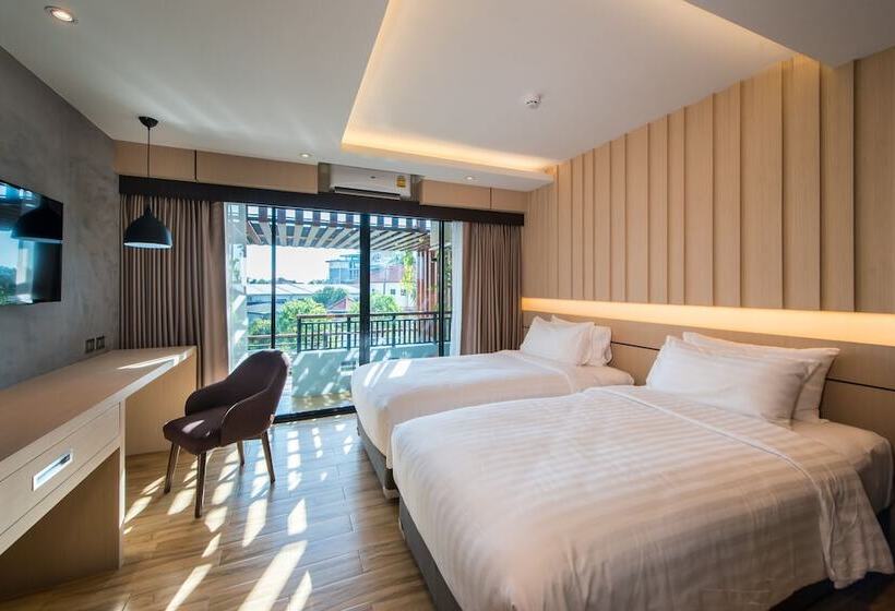 호텔 Nadee 10 Resort &