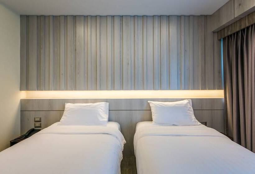 호텔 Nadee 10 Resort &