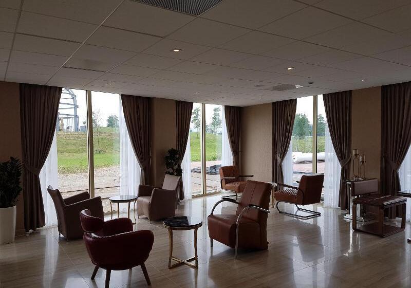 בית מלון כפרי New Century  Amsterdam