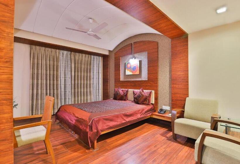 בית מלון כפרי President