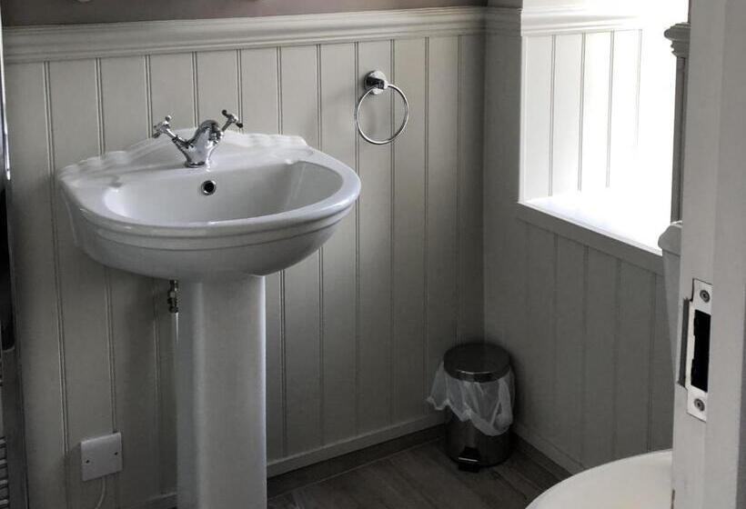 فندق The Cornubia Inn