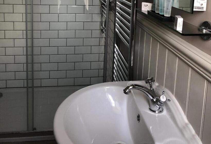 فندق The Cornubia Inn