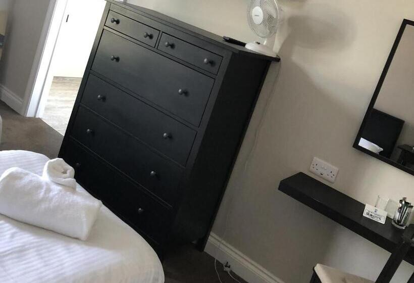 فندق The Cornubia Inn