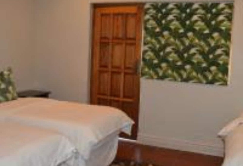 בית מלון כפרי The George