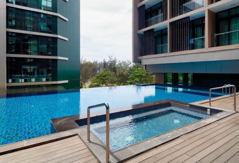 The Klagan Riverson Hotel & Residence