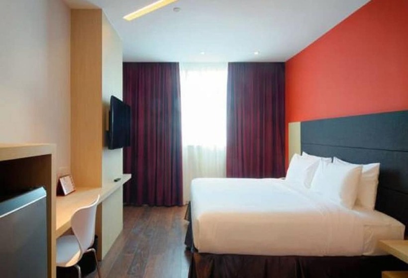 The Klagan Riverson Hotel & Residence