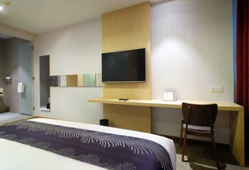 The Klagan Riverson Hotel & Residence