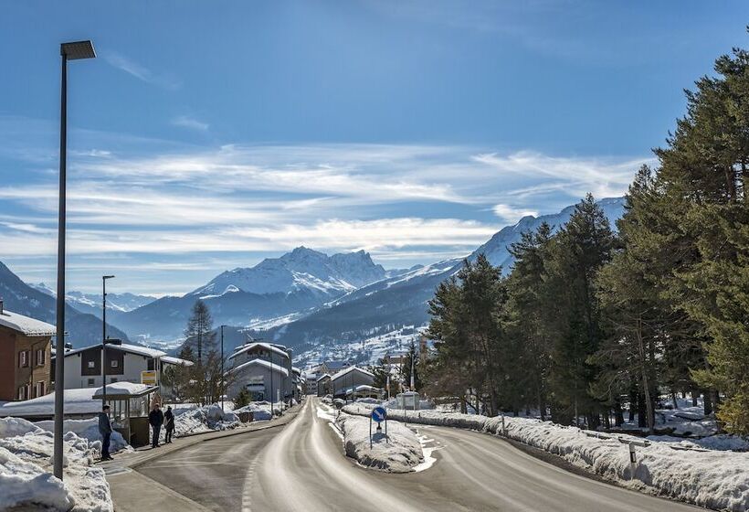 ホテル Sarain Active Mountain Resort