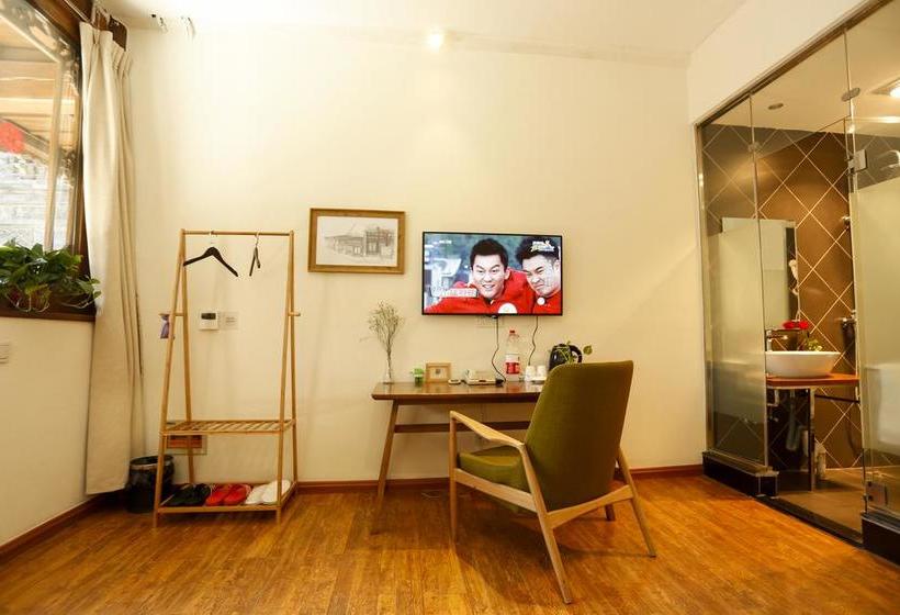 호텔 Waiting For Art