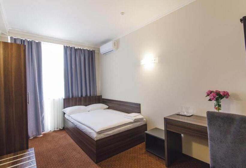 هتل Zinedine Sport