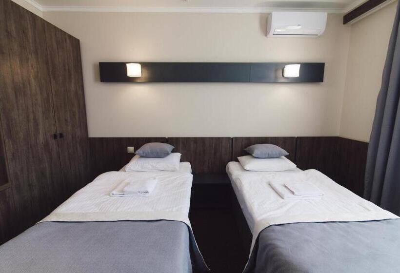 هتل Zinedine Sport