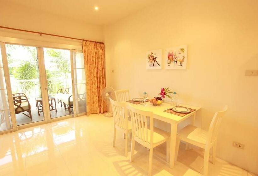 Bang Sarey Nordic Resort