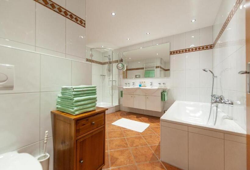 Quality Hosts Arlberg   Hotel Bergheim