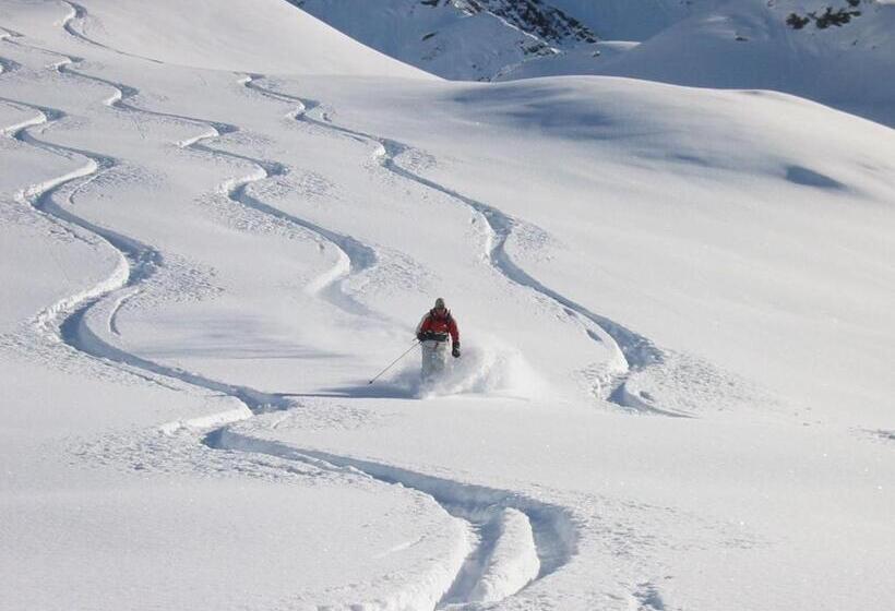 Quality Hosts Arlberg   Hotel Bergheim