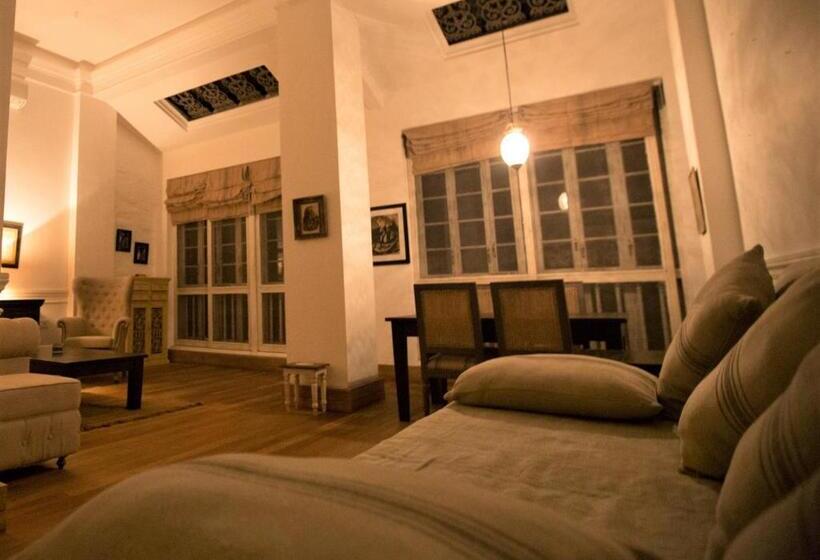 استراحتگاه The Rajbari Bawali