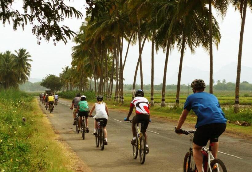 استراحتگاه The Rajbari Bawali