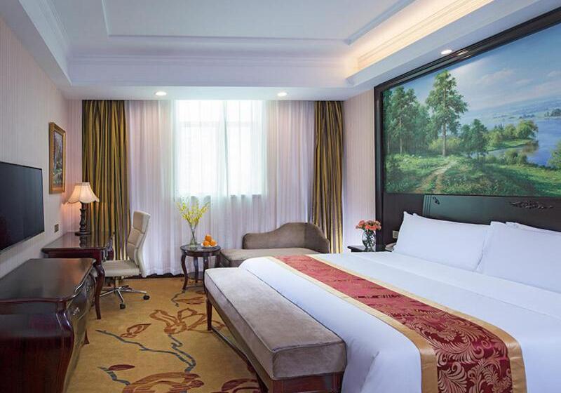 Vienna International Hotel Shenzhen South Huanguan Road