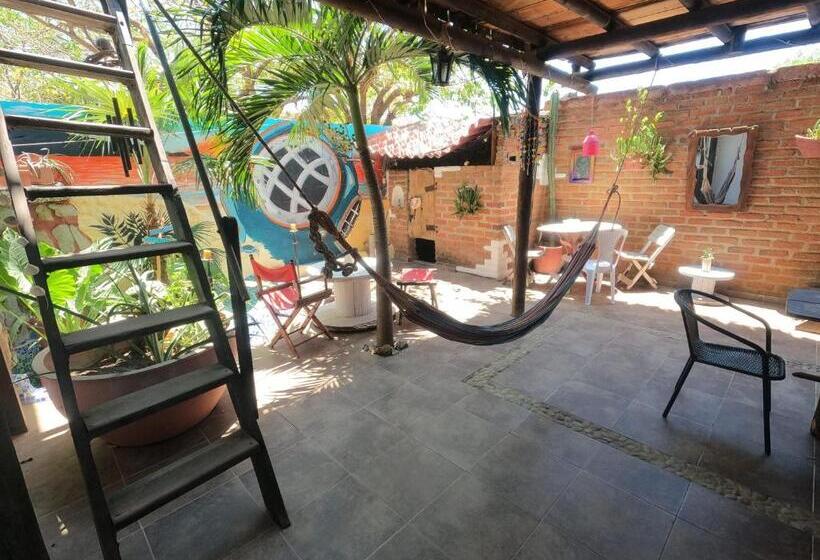 Casa Barca Taganga Hostel