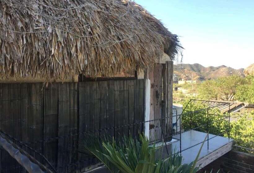 Casa Barca Taganga Hostel