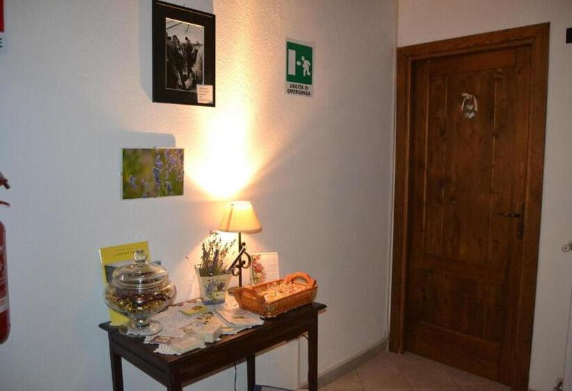 Schronisko Rifugio Escursionistico La Ruà