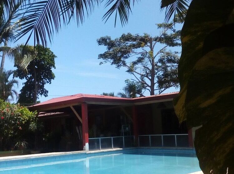 בית מלון כפרי El Jardin