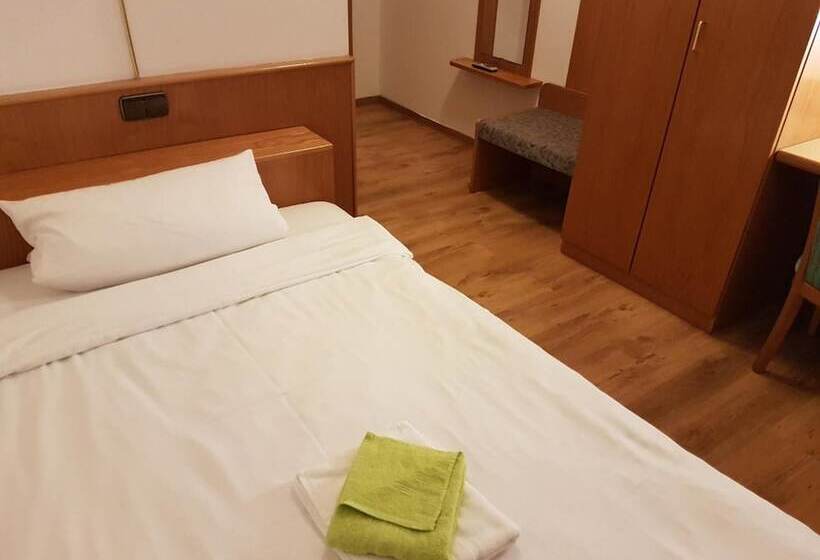 בית מלון כפרי Lamm