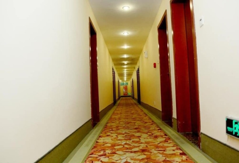 호텔 Greentree Inn Huaian Qingpu District Huaihainan Road Express