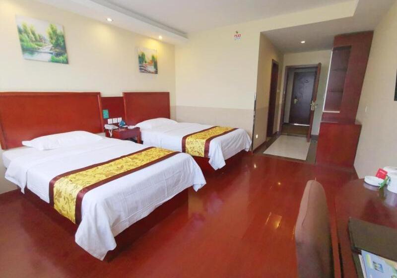 Отель Greentree Inn Jiangsu Suzhou Taicang Liuhe Passenger Station Express