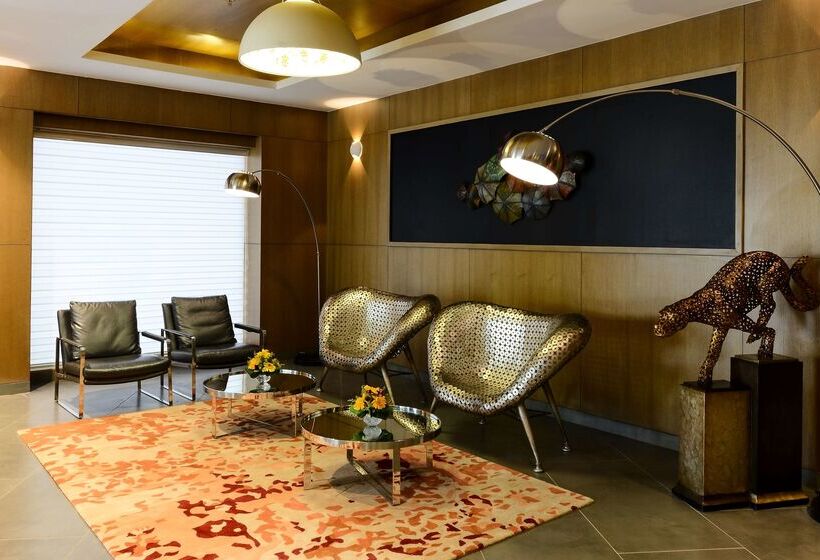 هتل Howard Johnson By Wyndham Kolkata Airport