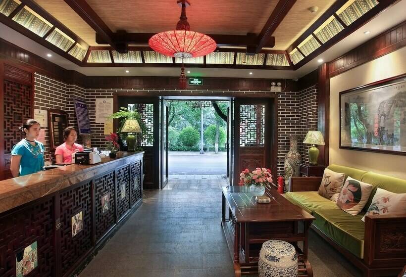 בית מלון כפרי Moon Reflection River Lnn