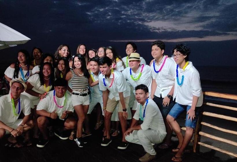 Akas Hotel Apartamentos