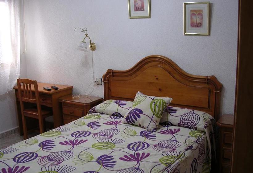 호스텔 Hostal Asensio Nijar