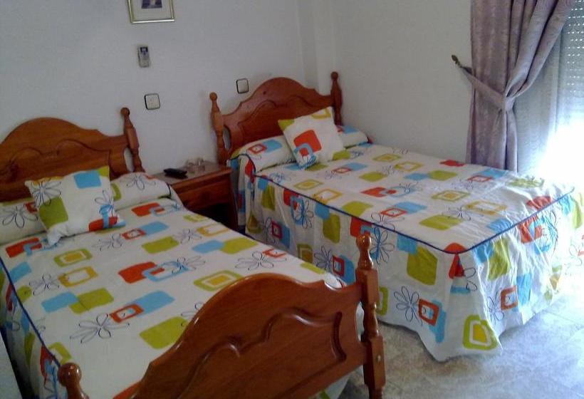호스텔 Hostal Asensio Nijar