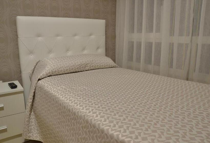 旅馆 Hostal El Bugar