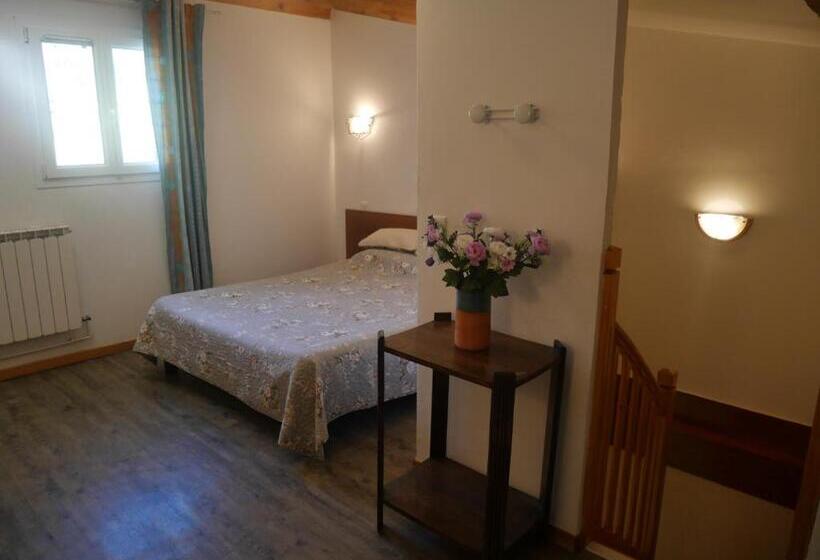 호스텔 L Oustaou Castellane