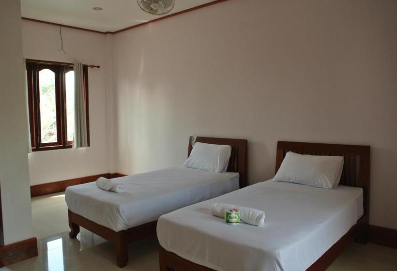 旅馆 Mama Leurth Sunset Guesthouse